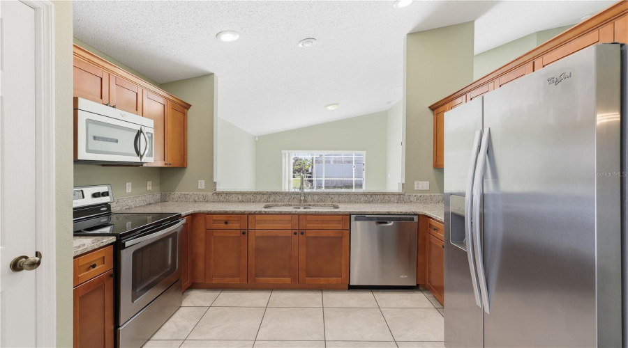 DAVENPORT, Florida 33897, 3 Bedrooms Bedrooms, ,2 BathroomsBathrooms,Residential,For Sale,BLOOMINGDALE,0,MFRO6356039