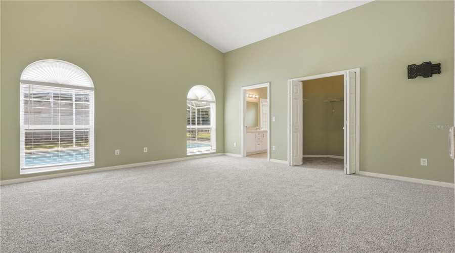 DAVENPORT, Florida 33897, 3 Bedrooms Bedrooms, ,2 BathroomsBathrooms,Residential,For Sale,BLOOMINGDALE,0,MFRO6356039