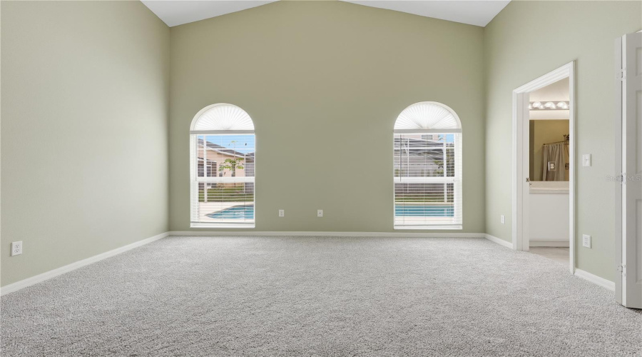 DAVENPORT, Florida 33897, 3 Bedrooms Bedrooms, ,2 BathroomsBathrooms,Residential,For Sale,BLOOMINGDALE,0,MFRO6356039