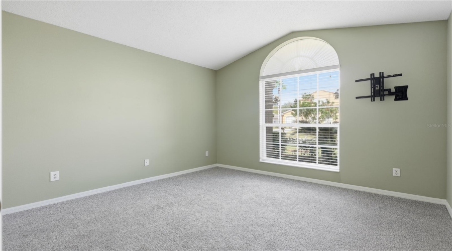 DAVENPORT, Florida 33897, 3 Bedrooms Bedrooms, ,2 BathroomsBathrooms,Residential,For Sale,BLOOMINGDALE,0,MFRO6356039