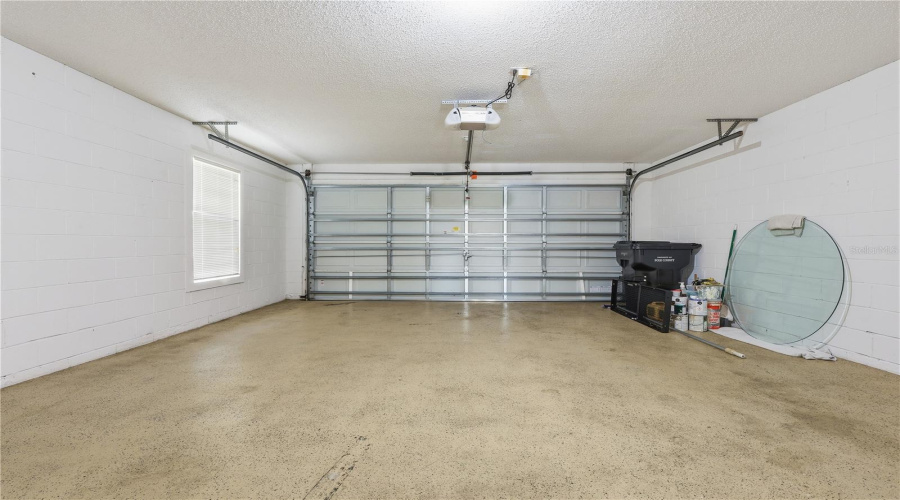 DAVENPORT, Florida 33897, 3 Bedrooms Bedrooms, ,2 BathroomsBathrooms,Residential,For Sale,BLOOMINGDALE,0,MFRO6356039