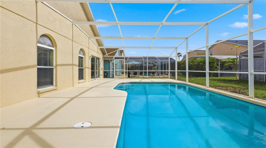 DAVENPORT, Florida 33897, 3 Bedrooms Bedrooms, ,2 BathroomsBathrooms,Residential,For Sale,BLOOMINGDALE,0,MFRO6356039