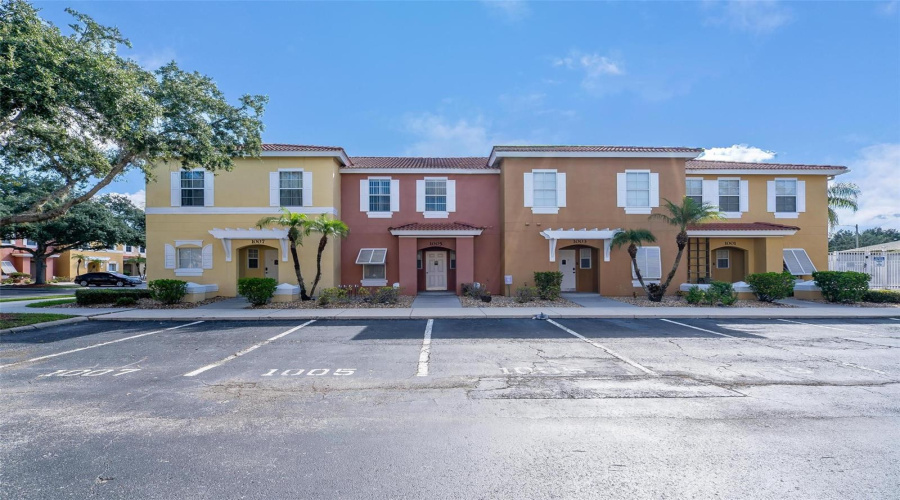 KISSIMMEE, Florida 34746, 3 Bedrooms Bedrooms, ,2 BathroomsBathrooms,Residential,For Sale,PARK CLUB,0,MFRO6357227