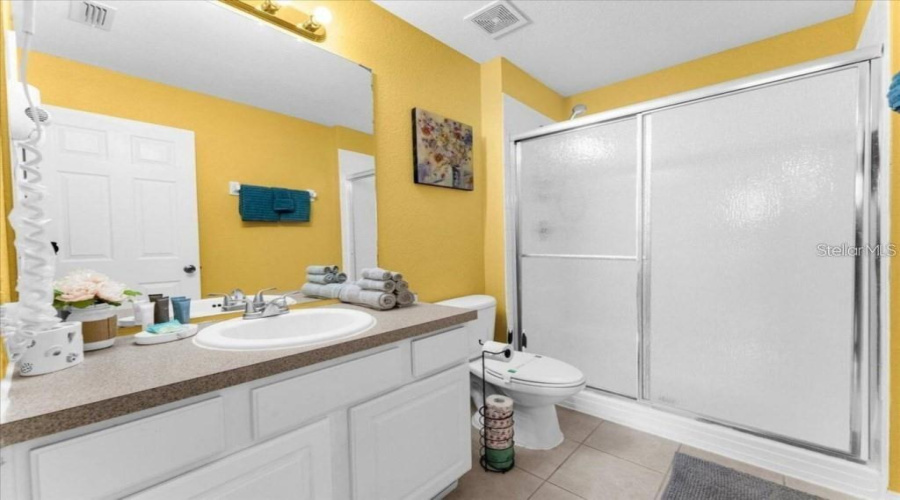 KISSIMMEE, Florida 34747, 6 Bedrooms Bedrooms, ,4 BathroomsBathrooms,Residential,For Sale,MANESTY,0,MFRO6353180