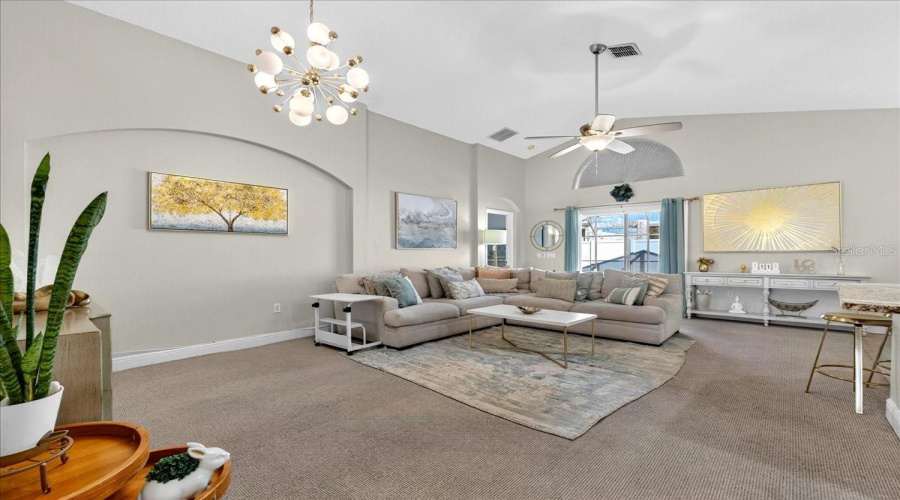 DAVENPORT, Florida 33896, 4 Bedrooms Bedrooms, ,3 BathroomsBathrooms,Residential,For Sale,KILDRUMMY,0,MFRS5137879