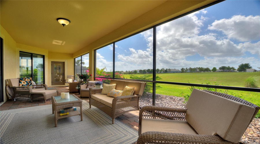 DAVENPORT, Florida 33896, 3 Bedrooms Bedrooms, ,2 BathroomsBathrooms,Residential,For Sale,DOVE VALLEY,0,MFRS5137865