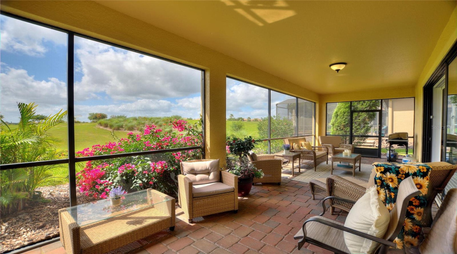 DAVENPORT, Florida 33896, 3 Bedrooms Bedrooms, ,2 BathroomsBathrooms,Residential,For Sale,DOVE VALLEY,0,MFRS5137865