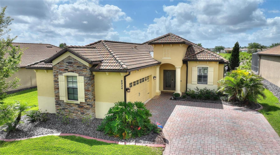 DAVENPORT, Florida 33896, 3 Bedrooms Bedrooms, ,2 BathroomsBathrooms,Residential,For Sale,DOVE VALLEY,0,MFRS5137865