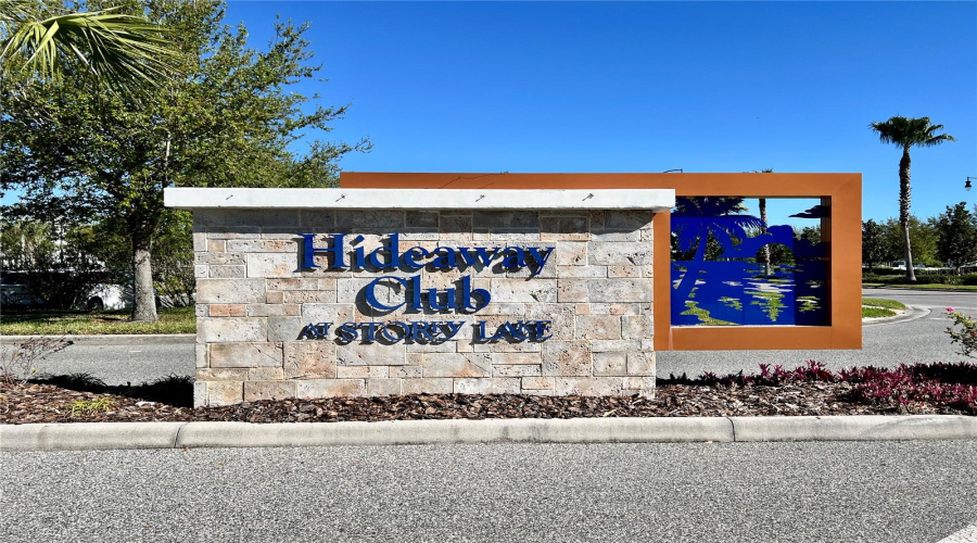 KISSIMMEE, Florida 34746, 4 Bedrooms Bedrooms, ,3 BathroomsBathrooms,Residential,For Sale,TRIBUTE,0,MFRO6290987