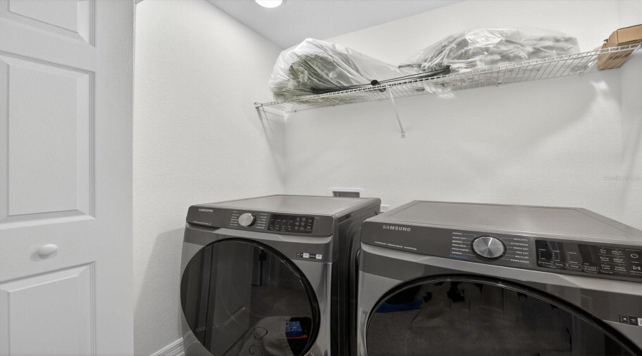 DAVENPORT, Florida 33837, 3 Bedrooms Bedrooms, ,2 BathroomsBathrooms,Residential,For Sale,ANNABELLE,0,MFRO6357559