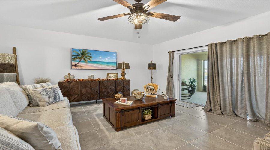 DAVENPORT, Florida 33837, 3 Bedrooms Bedrooms, ,2 BathroomsBathrooms,Residential,For Sale,ANNABELLE,0,MFRO6357559