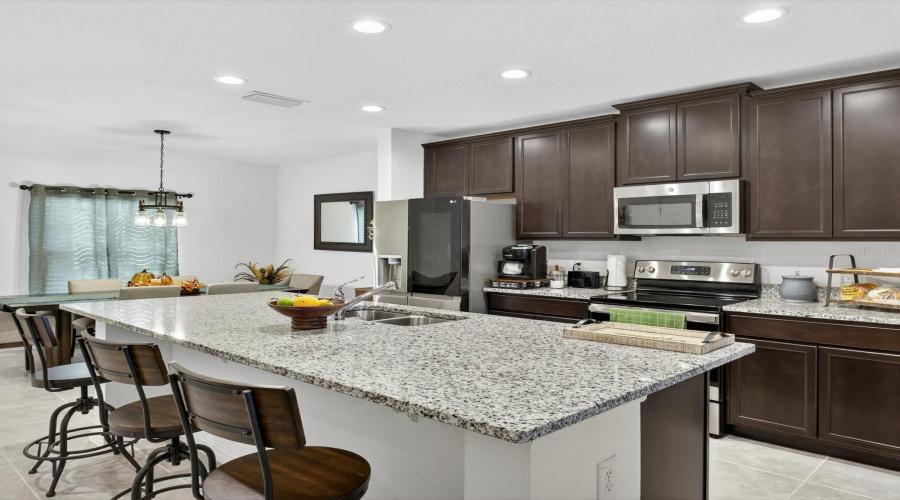 DAVENPORT, Florida 33837, 3 Bedrooms Bedrooms, ,2 BathroomsBathrooms,Residential,For Sale,ANNABELLE,0,MFRO6357559