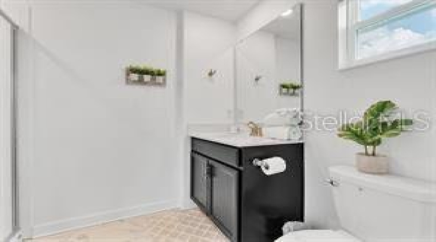 DAVENPORT, Florida 33896, 5 Bedrooms Bedrooms, ,4 BathroomsBathrooms,Residential,For Sale,LEADER,0,MFRO6355909