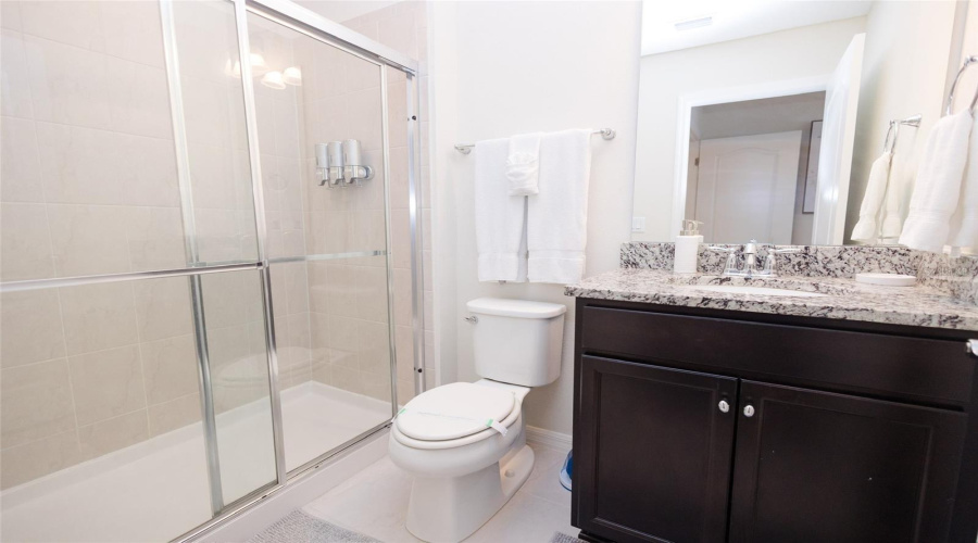 KISSIMMEE, Florida 34747, 5 Bedrooms Bedrooms, ,4 BathroomsBathrooms,Residential,For Sale,DUBAI,0,MFRO6348529