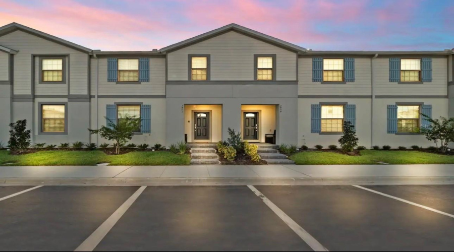 KISSIMMEE, Florida 34747, 5 Bedrooms Bedrooms, ,4 BathroomsBathrooms,Residential,For Sale,DUBAI,0,MFRO6348529