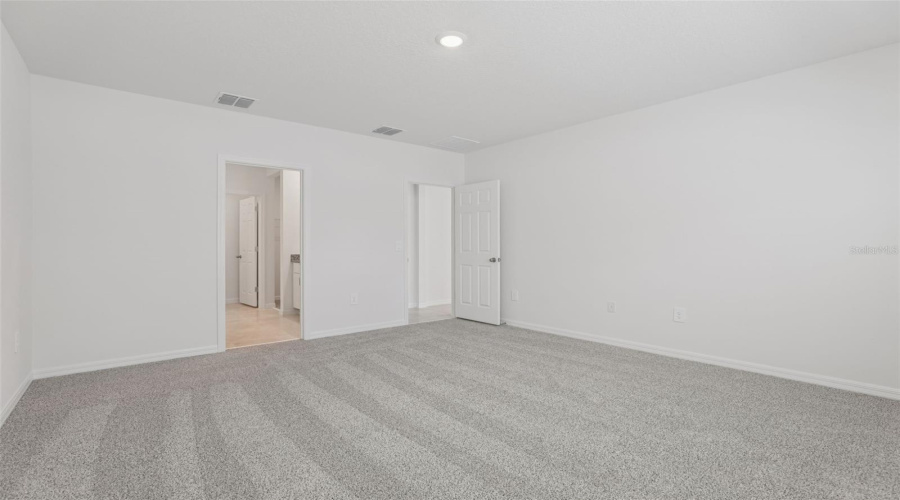 DAVENPORT, Florida 33837, 4 Bedrooms Bedrooms, ,3 BathroomsBathrooms,Residential,For Sale,WHITE TAIL,0,MFRO6357813