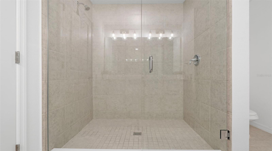 DAVENPORT, Florida 33896, 3 Bedrooms Bedrooms, ,2 BathroomsBathrooms,Residential,For Sale,LONGBOAT,0,MFRS5137784