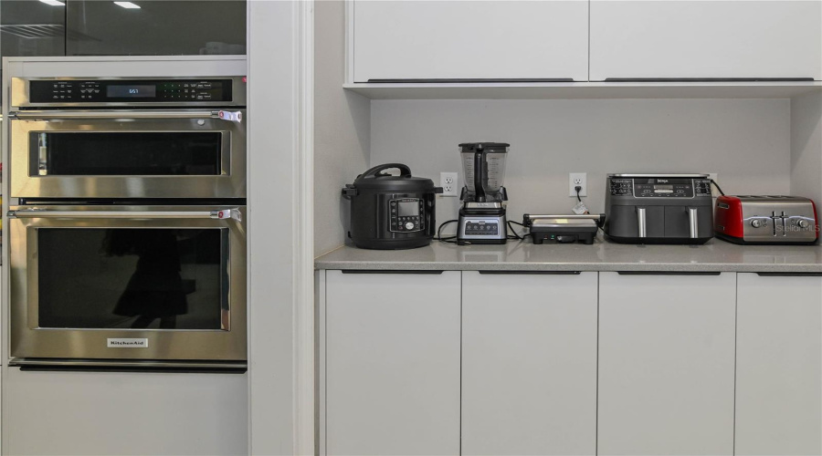 Address not available!, 6 Bedrooms Bedrooms, ,6 BathroomsBathrooms,Residential,For Sale,0,MFRO6304654