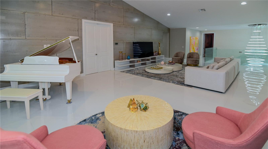 Address not available!, 6 Bedrooms Bedrooms, ,6 BathroomsBathrooms,Residential,For Sale,0,MFRO6304654