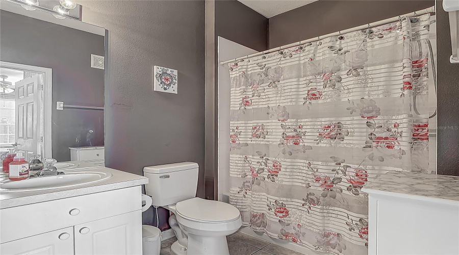 KISSIMMEE, Florida 34747, 3 Bedrooms Bedrooms, ,2 BathroomsBathrooms,Residential,For Sale,SILVER PALM,0,MFRG5095431