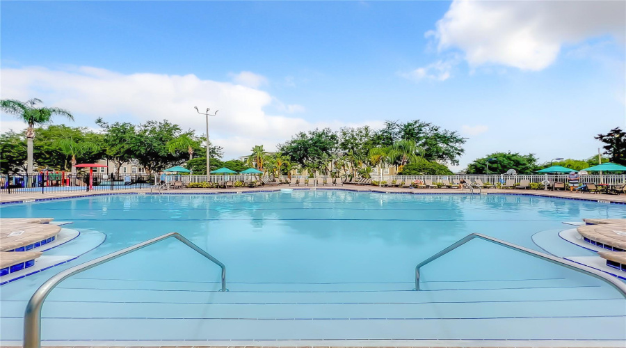 KISSIMMEE, Florida 34747, 3 Bedrooms Bedrooms, ,2 BathroomsBathrooms,Residential,For Sale,SILVER PALM,0,MFRG5095431