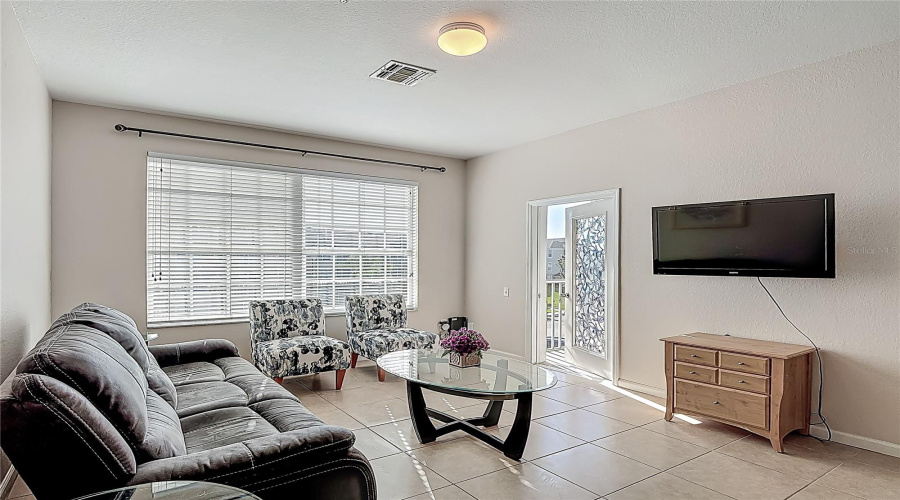 KISSIMMEE, Florida 34747, 3 Bedrooms Bedrooms, ,2 BathroomsBathrooms,Residential,For Sale,SILVER PALM,0,MFRG5095431