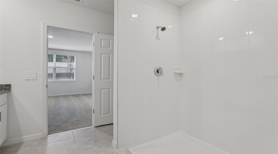 DAVENPORT, Florida 33837, 4 Bedrooms Bedrooms, ,3 BathroomsBathrooms,Residential,For Sale,WHITE TAIL,0,MFRO6352637