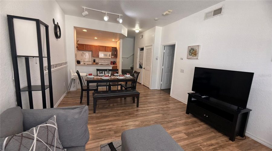 KISSIMMEE, Florida 34746, 3 Bedrooms Bedrooms, ,2 BathroomsBathrooms,Residential,For Sale,YELLOWGOLD,0,MFRS5137771