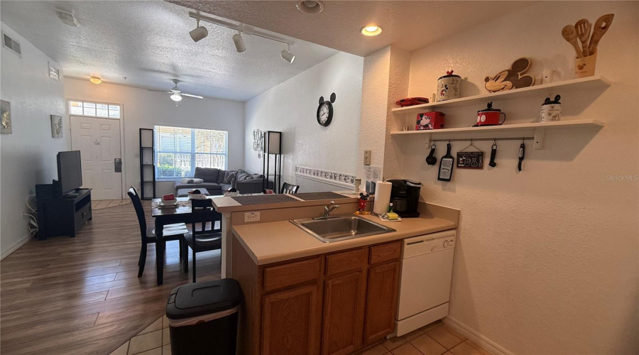 KISSIMMEE, Florida 34746, 3 Bedrooms Bedrooms, ,2 BathroomsBathrooms,Residential,For Sale,YELLOWGOLD,0,MFRS5137771