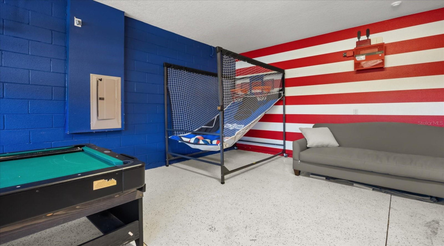 KISSIMMEE, Florida 34747, 8 Bedrooms Bedrooms, ,6 BathroomsBathrooms,Residential,For Sale,BURMA,0,MFRO6355750