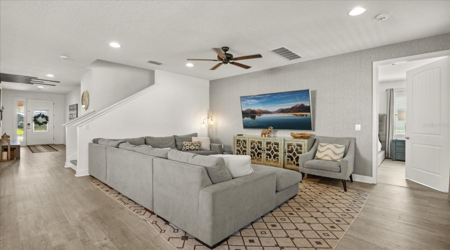 KISSIMMEE, Florida 34747, 8 Bedrooms Bedrooms, ,6 BathroomsBathrooms,Residential,For Sale,BURMA,0,MFRO6355750