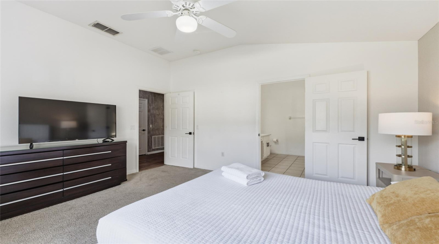 DAVENPORT, Florida 33896, 4 Bedrooms Bedrooms, ,3 BathroomsBathrooms,Residential,For Sale,KILDRUMMY,0,MFRS5137809