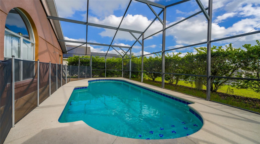 DAVENPORT, Florida 33896, 4 Bedrooms Bedrooms, ,3 BathroomsBathrooms,Residential,For Sale,KILDRUMMY,0,MFRS5137809