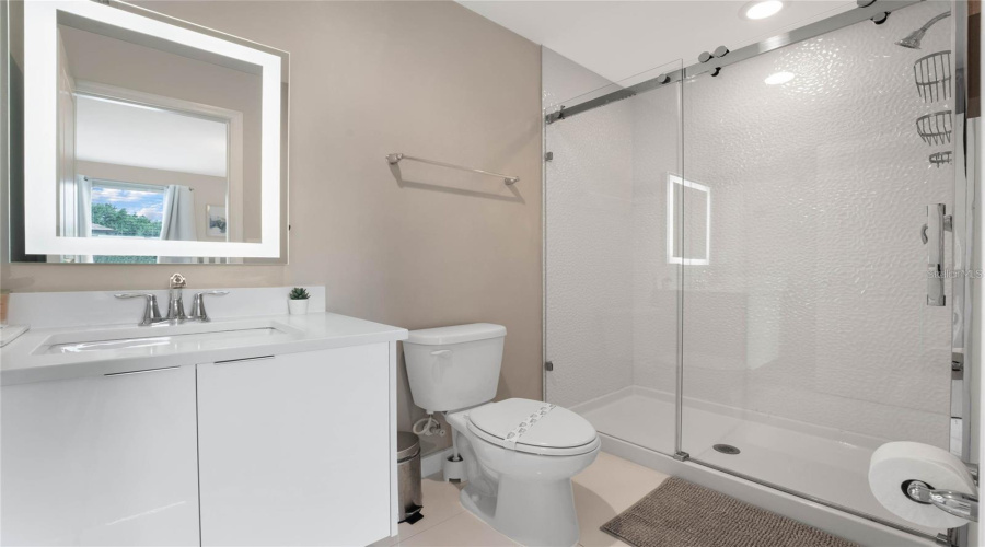 KISSIMMEE, Florida 34746, 4 Bedrooms Bedrooms, ,3 BathroomsBathrooms,Residential,For Sale,LE REVE,0,MFRO6356361