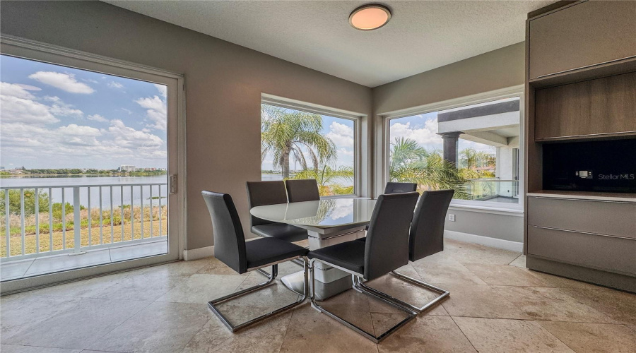 ORLANDO, Florida 32836, 5 Bedrooms Bedrooms, ,4 BathroomsBathrooms,Residential,For Sale,SAINT MARINO,0,MFRO6309292