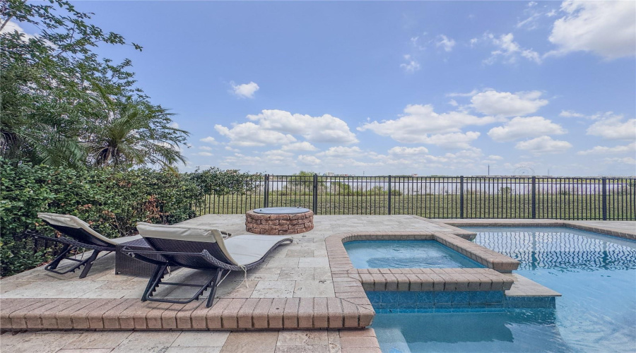 ORLANDO, Florida 32836, 5 Bedrooms Bedrooms, ,4 BathroomsBathrooms,Residential,For Sale,SAINT MARINO,0,MFRO6309292