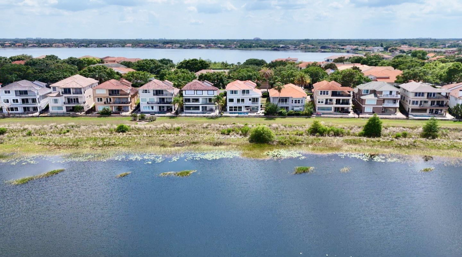 ORLANDO, Florida 32836, 5 Bedrooms Bedrooms, ,4 BathroomsBathrooms,Residential,For Sale,SAINT MARINO,0,MFRO6309292