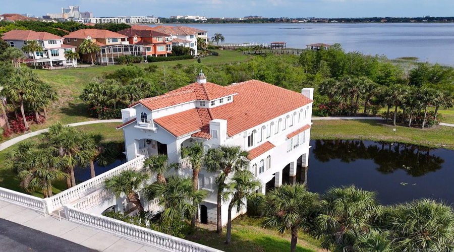 ORLANDO, Florida 32836, 5 Bedrooms Bedrooms, ,4 BathroomsBathrooms,Residential,For Sale,SAINT MARINO,0,MFRO6309292