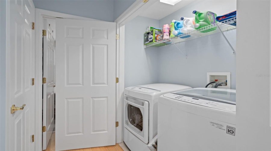 KISSIMMEE, Florida 34747, 3 Bedrooms Bedrooms, ,2 BathroomsBathrooms,Residential,For Sale,GREENLAWN,0,MFRA4671014