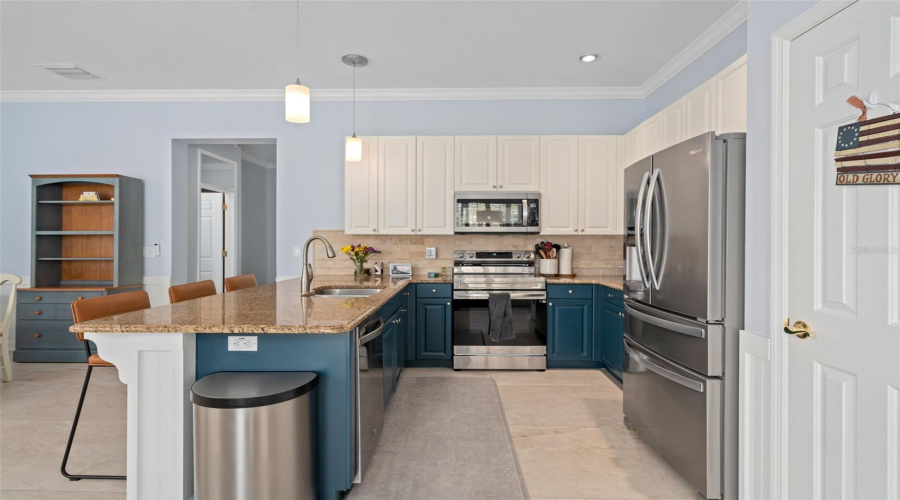 KISSIMMEE, Florida 34747, 3 Bedrooms Bedrooms, ,2 BathroomsBathrooms,Residential,For Sale,GREENLAWN,0,MFRA4671014