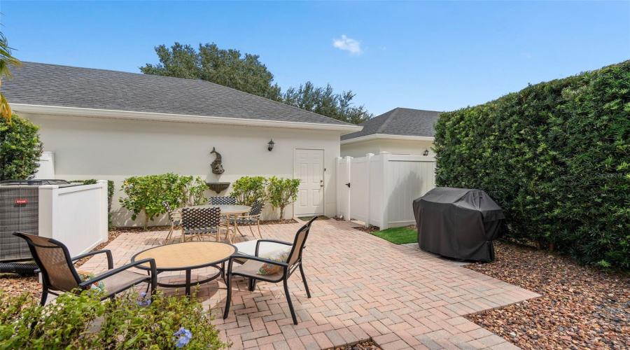 KISSIMMEE, Florida 34747, 3 Bedrooms Bedrooms, ,2 BathroomsBathrooms,Residential,For Sale,GREENLAWN,0,MFRA4671014