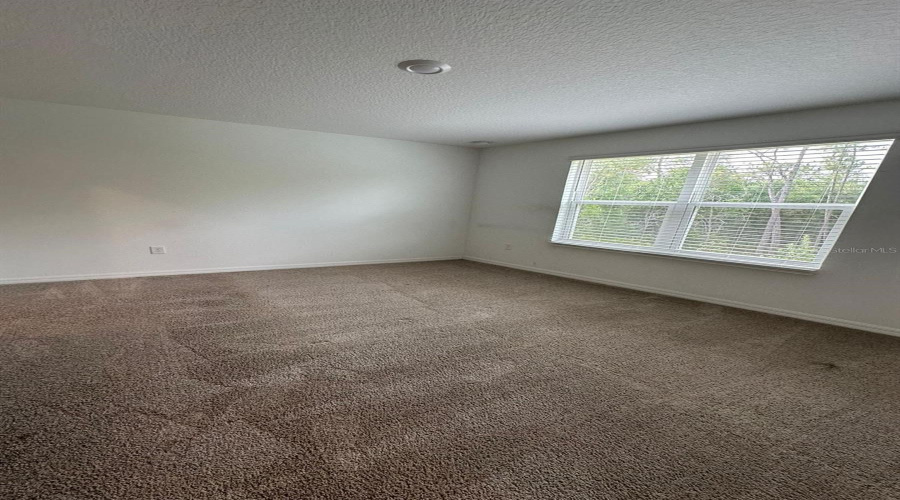 KISSIMMEE, Florida 34746, 3 Bedrooms Bedrooms, ,2 BathroomsBathrooms,Residential,For Sale,DAVENPORT CREEK,0,MFRS5136434