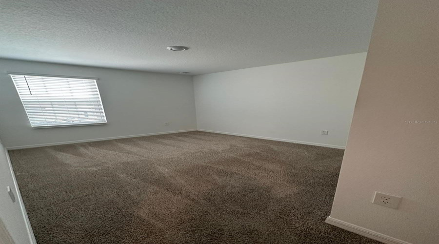 KISSIMMEE, Florida 34746, 3 Bedrooms Bedrooms, ,2 BathroomsBathrooms,Residential,For Sale,DAVENPORT CREEK,0,MFRS5136434