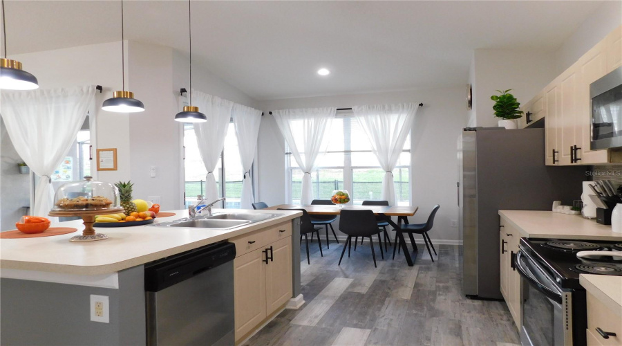 KISSIMMEE, Florida 34747, 4 Bedrooms Bedrooms, ,3 BathroomsBathrooms,Residential,For Sale,WYNDHAM PALMS,0,MFRS5137105