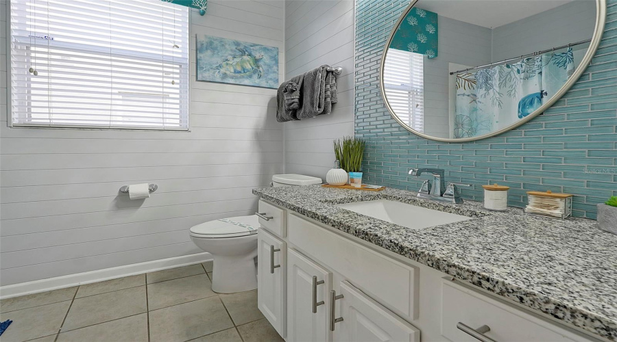 Bathroom 2, 1st floor, new backsplash