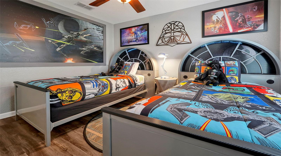 Star Wars kid bedroom, sleeps 3, 2nd floor, new beds