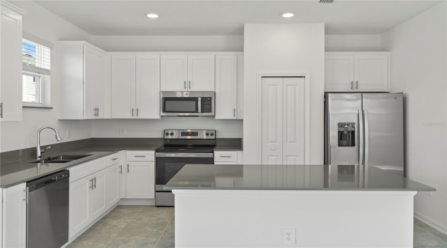 KISSIMMEE, Florida 34747, 3 Bedrooms Bedrooms, ,2 BathroomsBathrooms,Residential,For Sale,BROOK MARSH,0,MFRO6299388