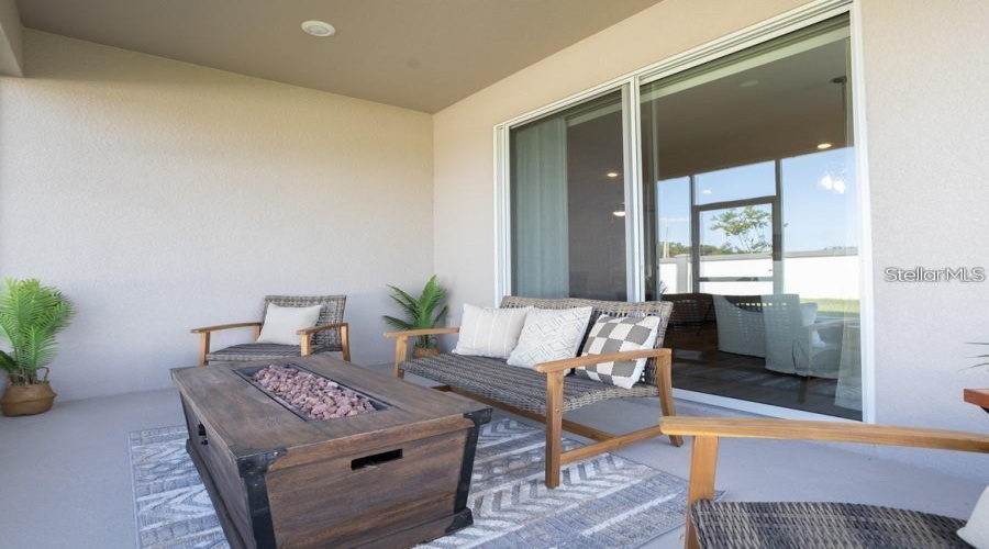 DAVENPORT, Florida 33837, 4 Bedrooms Bedrooms, ,2 BathroomsBathrooms,Residential,For Sale,FLEUR,0,MFRL4955241