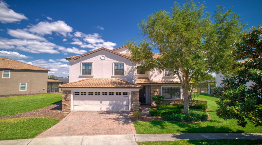 DAVENPORT, Florida 33896, 6 Bedrooms Bedrooms, ,6 BathroomsBathrooms,Residential,For Sale,WEXFORD,0,MFRTB8373509