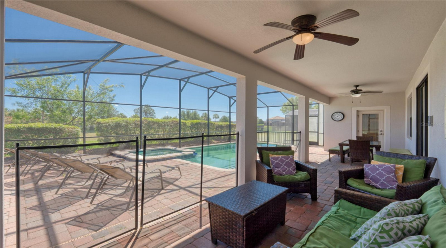 DAVENPORT, Florida 33896, 6 Bedrooms Bedrooms, ,6 BathroomsBathrooms,Residential,For Sale,WEXFORD,0,MFRTB8373509